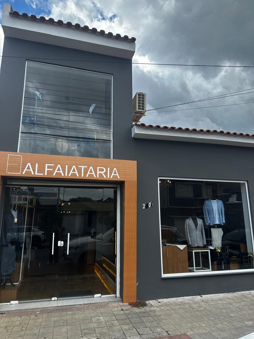 Fachada da loja FL Alfaiataria em Pelotas